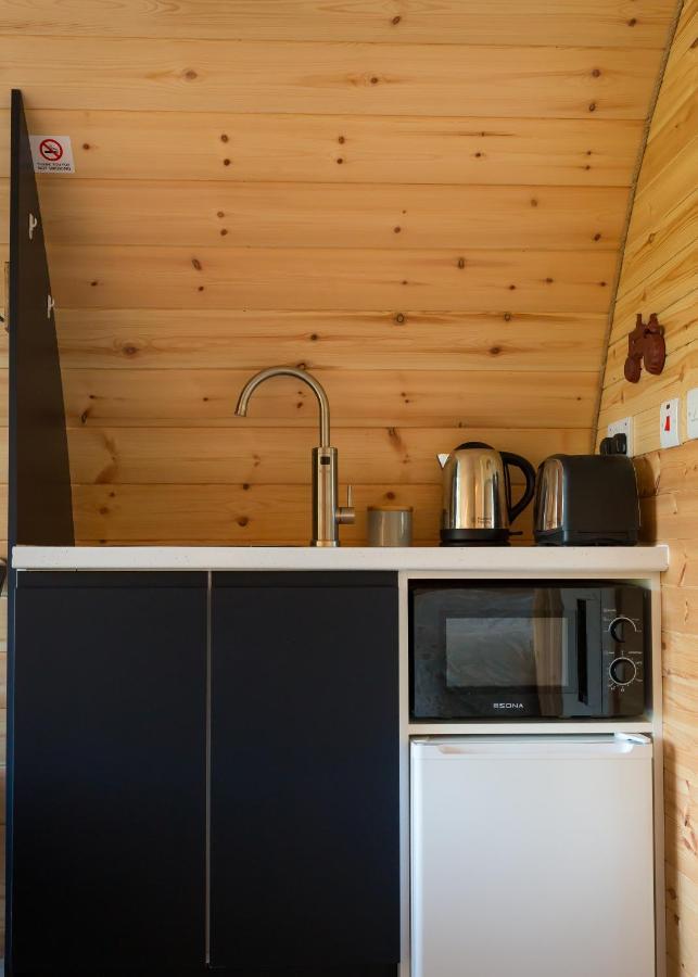 Luxury Two-Bed Glamping Pod In County Clare 2 Vila Kilbane Exterior foto